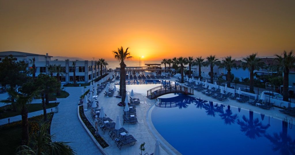 Palm Wings Kusadasi Beach Resort&Spa Exterior foto